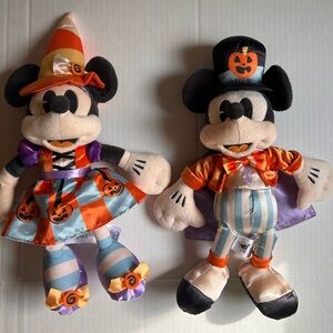 2020 Halloween Mickey and Minnie plushies